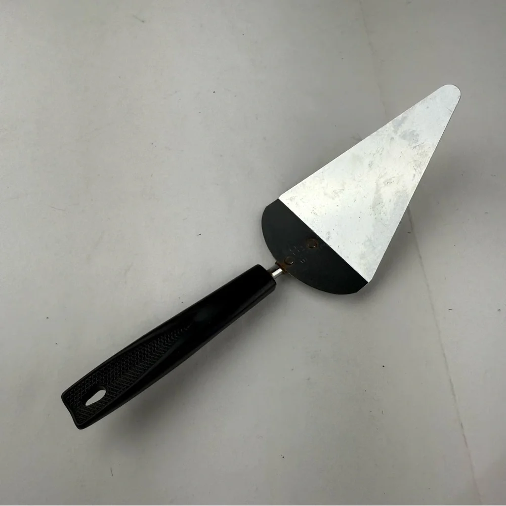 Vintage Ekco Pie Server Metal Black Handle Kitchen Utensil SEE ALL.